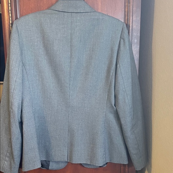 Van Heusen Classic Gray Blazer - Picture 3 of 3
